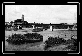 E-K-4 * 1614 x 1040 * (433KB)