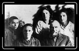 E-P-1 * 2385 x 1456 * (721KB)