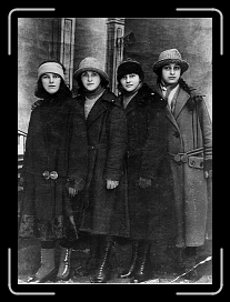 E-P-3 * 1757 x 2400 * (1008KB)