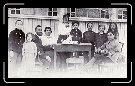 E-P-8 * 1956 x 1153 * (687KB)