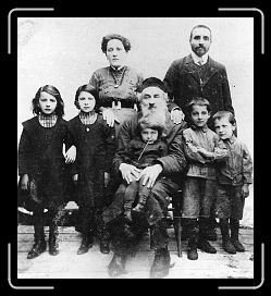 E-P-1 * 1753 x 1937 * (754KB)