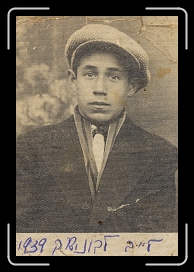 Y10 * 582 x 858 * (475KB)