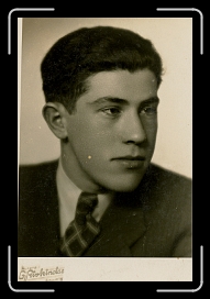 Y19 * 900 x 1353 * (781KB)